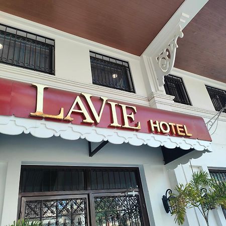 LaVie Hotel Vigan Buitenkant foto